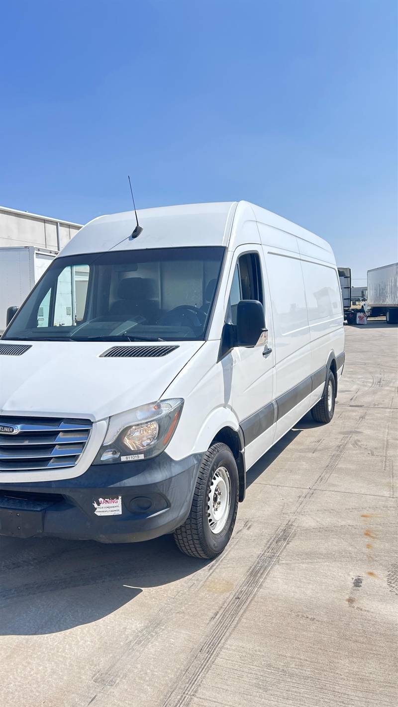 Ryder sprinter store van for sale